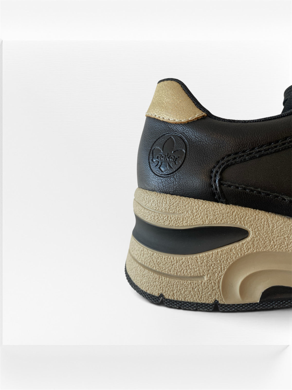 Baskets Black RIEKER